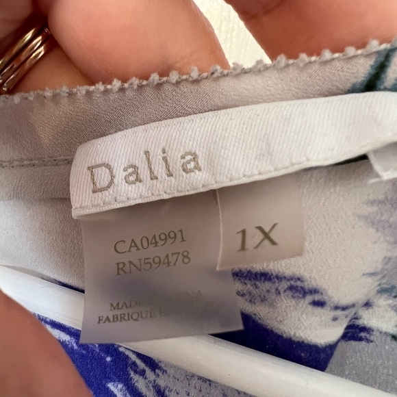 DALIA 1x Grey and Purple Floral Sleeveless Tank Blouse - Picture 5 of 12